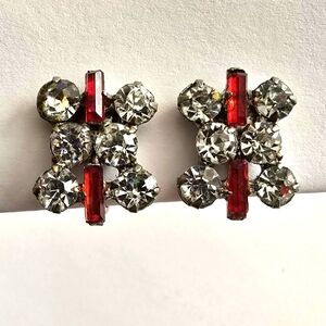 Vintage earrings red and clear rhinestones screwback silver tone